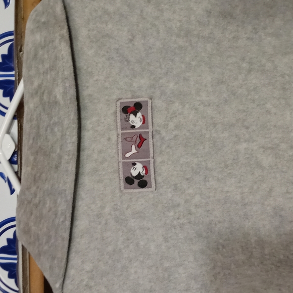 DISNEY STORE MICKEY AND MINNIE MOUSE HEART BLAZER - Picture 7 of 10